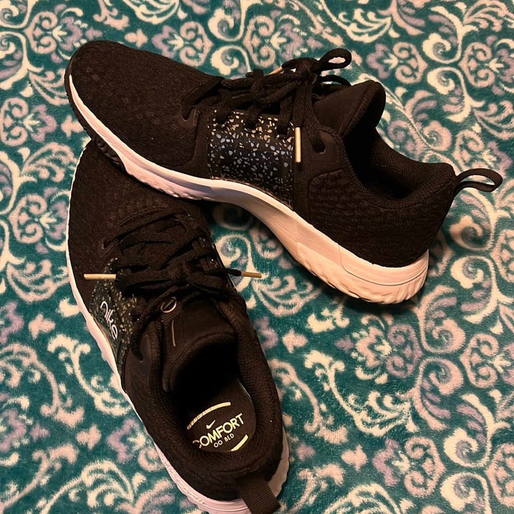 Nike size 8 comfort bed soul